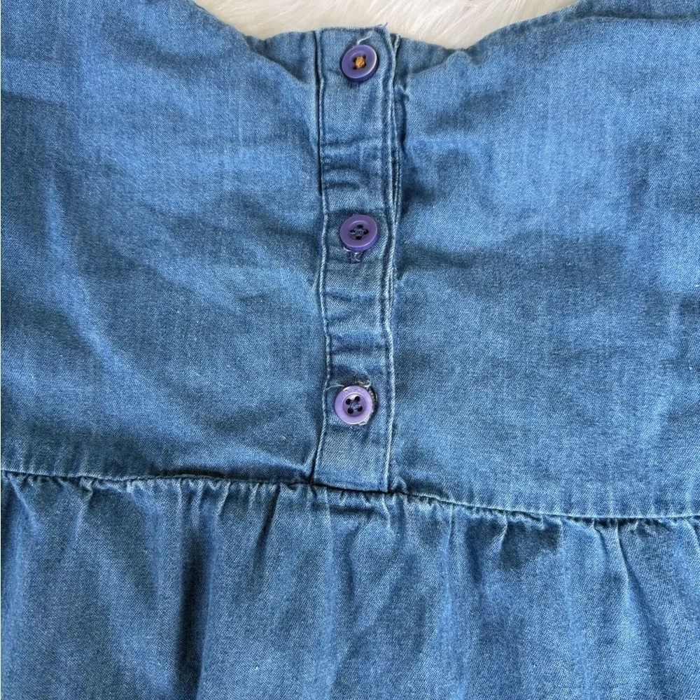Boden chambray Floral Embroidered Kids Top - size 4/5 years
